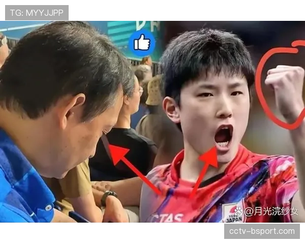 特写瞬间：17岁小将得知晋级决赛后，与看台上父亲激动相拥