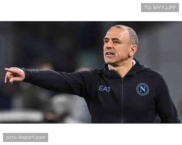 多家媒体确认，那不勒斯主帅卡尔佐纳赛季末将离任